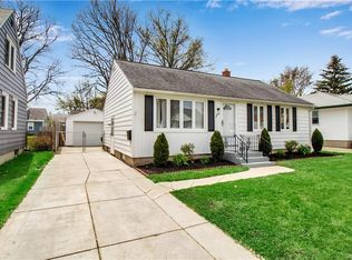 381 Cleveland Dr, Buffalo, NY 14223