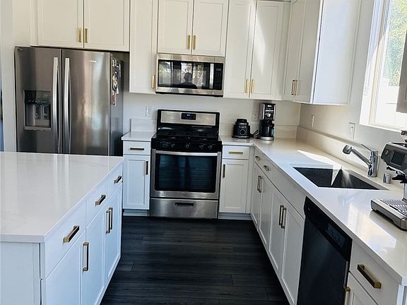 5th image of 2627 Dollison Ave