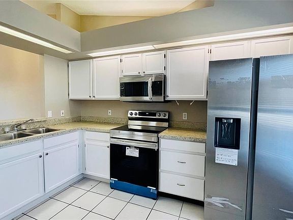 2nd image of 14772 Laguna Beach Cir