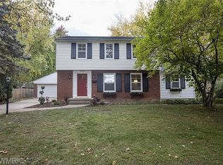 2129 Chesaning Dr SE, Grand Rapids, MI 49506