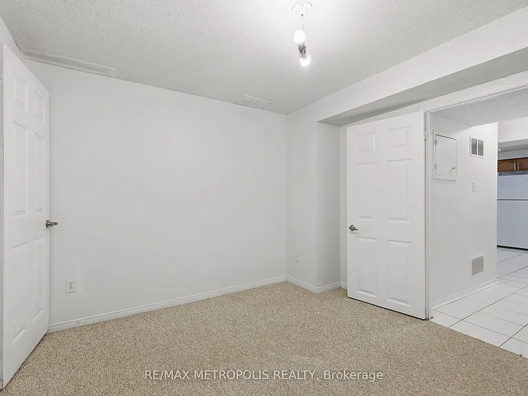 584 Strouds Ln #BASEMENT — Photo 19