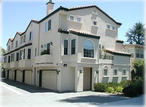 Outside 1404