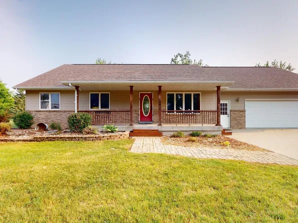 706 3rd Ave SE, Rockford, IA 50468