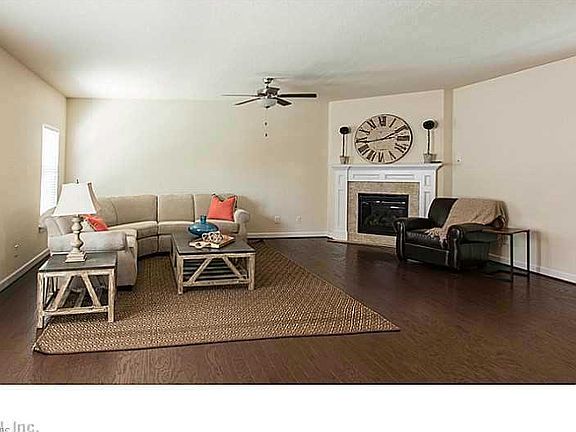 Den/Family/Great Room. 