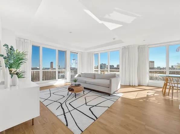 100 Station Lndg Unit 712, Medford, MA 02155