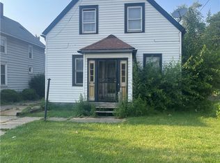 5611 Huss Ave, Cleveland, OH 44105