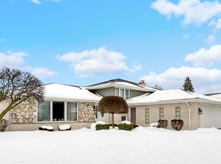 15621 Larkspur Ln, Orland Park, IL