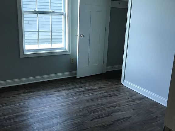 3rd image of 1612 Westen St APT 76