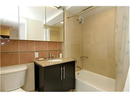 Rented by Douglas Elliman | media 19