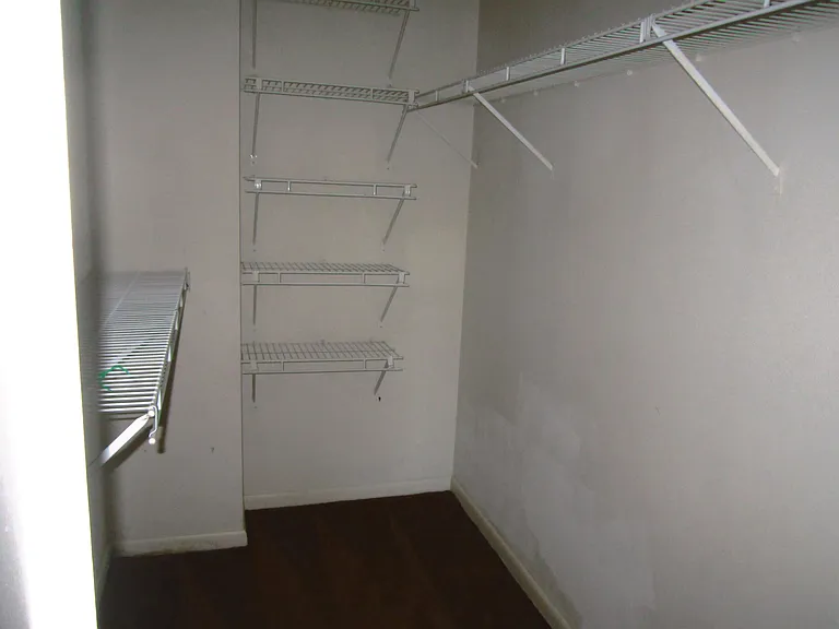 1600 Park Cir #218 — Photo 11