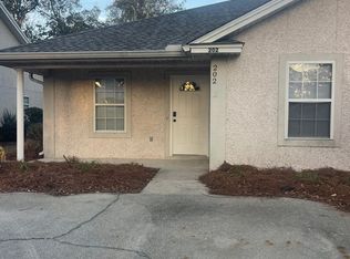 202 Leeswood Cir, Brunswick, GA 31525