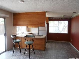 67 Monaghan Cir, Sacramento, CA 95823