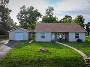 555 N 35th St, Decatur, IL 62521