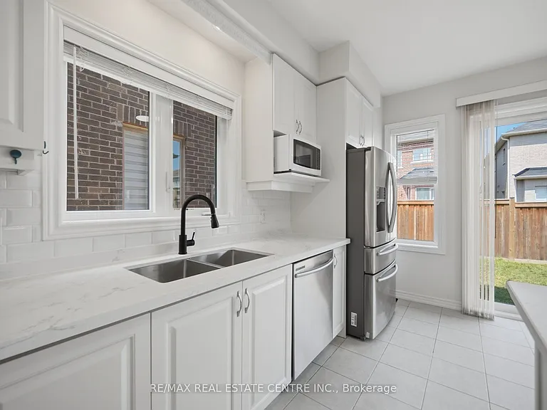 99 Colville Pl — Photo 23