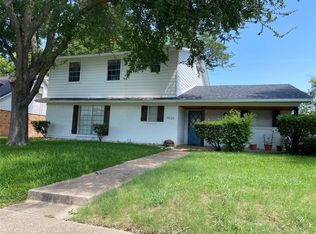 11026 Ridgefrost Cir, Dallas, TX 75228