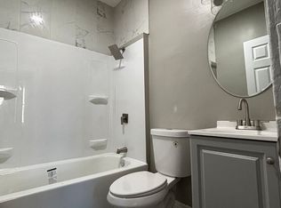 1717 E Columbus Dr APT 1M, East Chicago, IN 46312