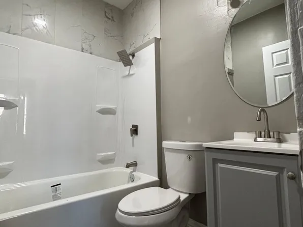 1717 E Columbus Dr., 1717 E Columbus Dr APT 1M, East Chicago, IN 46312