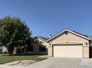 1398 Peachwood St, Lemoore, CA 93245