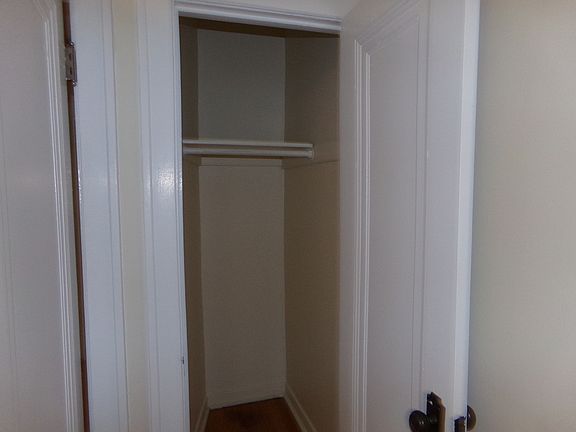 4th image of 914 Crain St APT A-3n