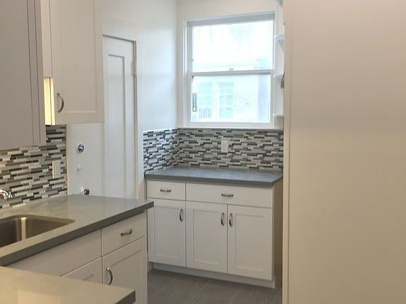 3rd image of 2095 Fulton St APT 4