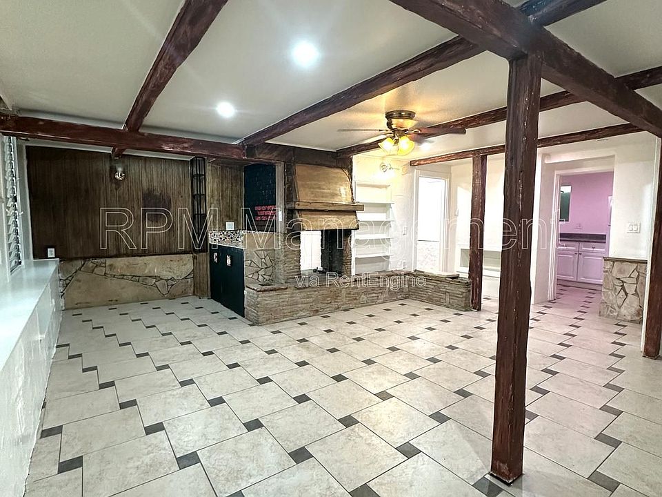 1st image of 2032 Vista Del Mar Ave #1