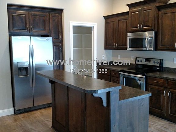 3rd image of 3370 N Coral Way