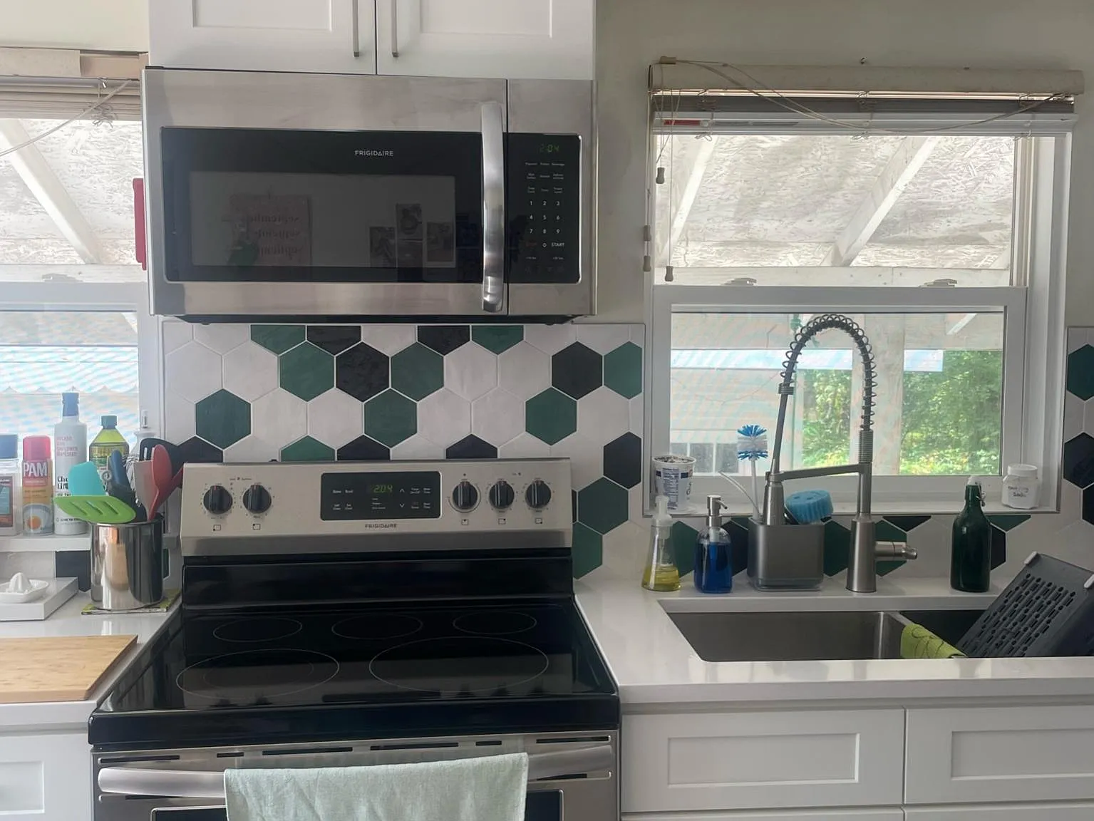 4 bed, 1948 sqft, $4,300 — Photo 4
