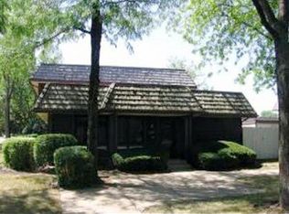 5577 Court G, Hanover Park, IL