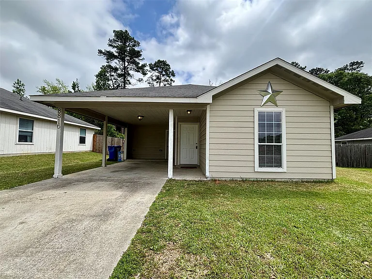 8816 E Buffalo Cir — Photo 1