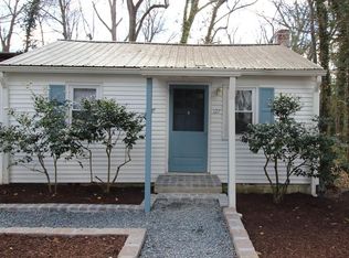 127 Purefoy Rd, Chapel Hill, NC 27514