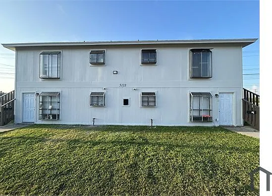 2 bed, 787 sqft, $1,158 — Photo 2