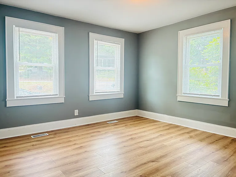 416 Mint St — Photo 14