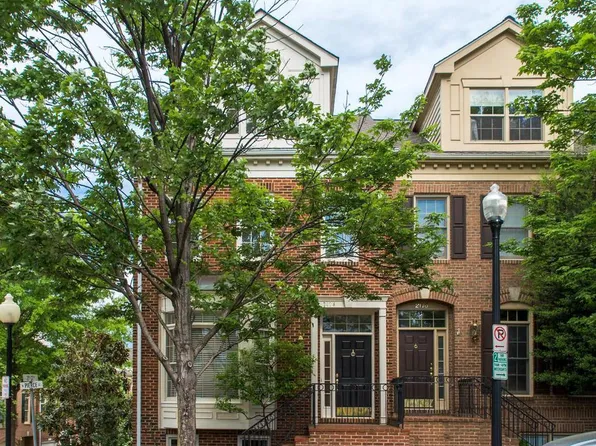 2175 N Pierce St, Arlington, VA 22209