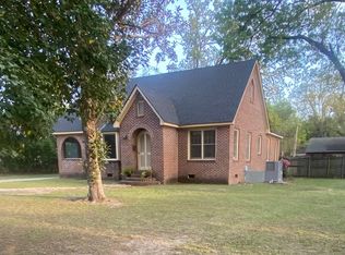 1004 W 3rd Ave, Albany, GA 31701