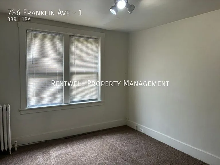 736 Franklin Ave #1 — Photo 10