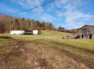 4931 Eckard Chapel Rd, Point Pleasant, WV 25550