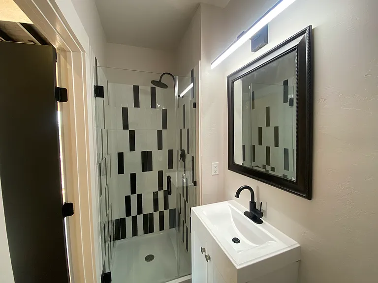 1714 S Saint Marys St #3 — Photo 2