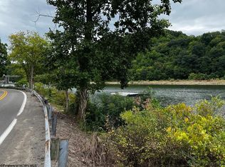 4 River St, Morgantown, WV 26501