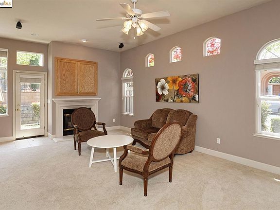 5th image of 8305 Montiglio Ct