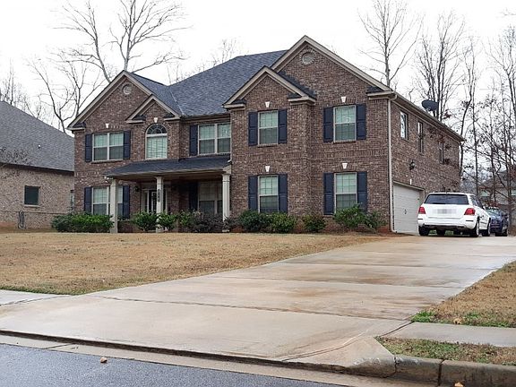 2nd image of 210 Aylesbury Blvd