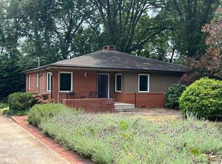 626 Smedes Pl, Raleigh, NC 27605