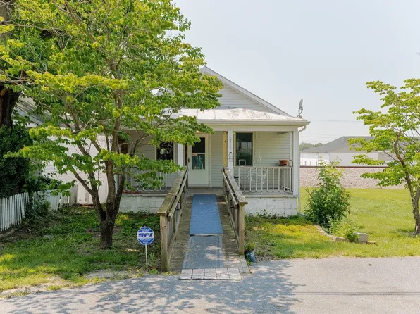 209 Park Ave, Grottoes, VA 24441