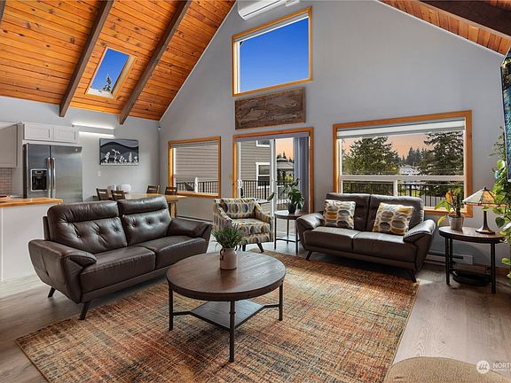5th image of 326 Melrose Drive