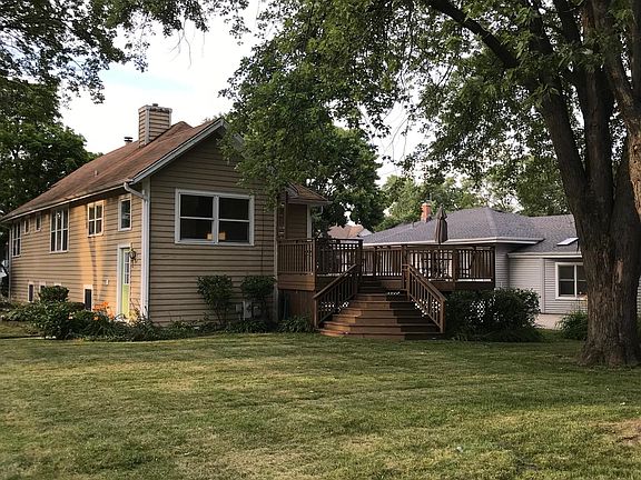 2nd image of 226 E Grantley Ave