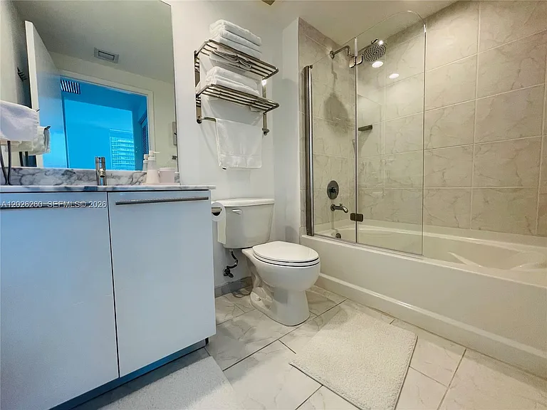 950 Brickell Bay Dr #3207 — Photo 9