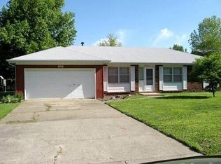 2335 E Parkwood St, Springfield, MO 65803