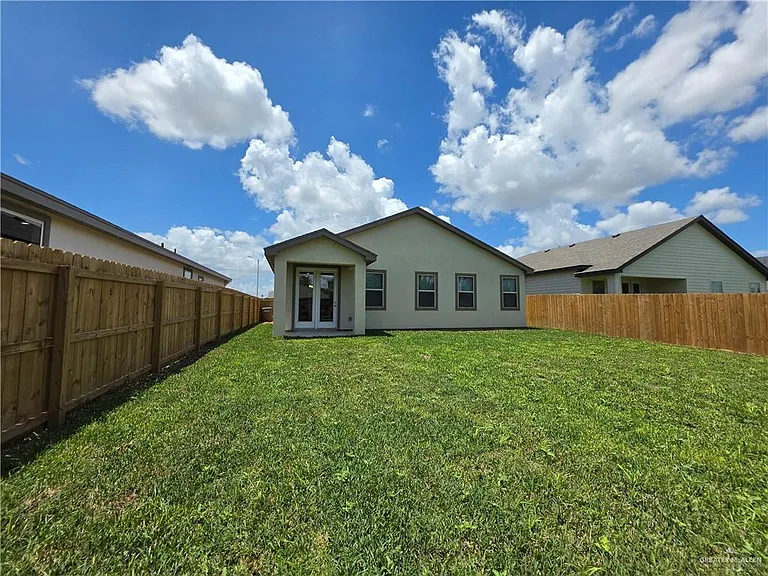 613 W Haveland St — Photo 28