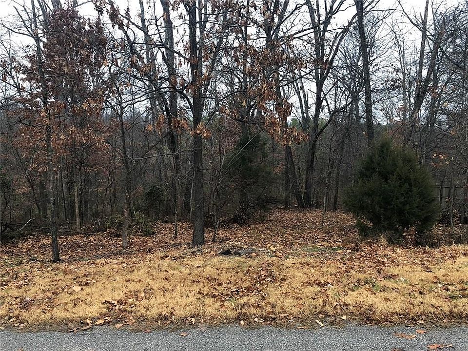 1st image of Mellis Ln