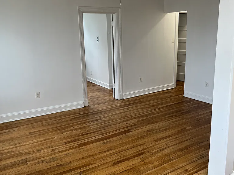 425 D St SE #405 — Photo 8