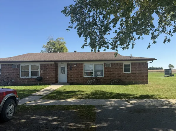 211 7th St NE, Rockford, IA 50468
